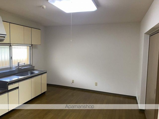新出一マンションの内装写真
