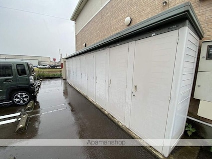 ウエストホープ　灯明寺[1LDK/39.67m2]のエントランス