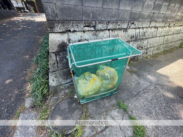サンテラス桜ヶ丘の玄関写真