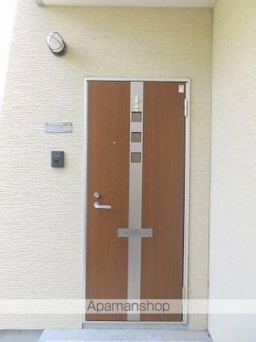 浜松市中央区 2階建 築18年の玄関写真