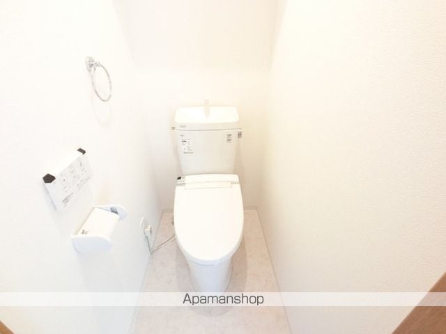クイーンズパーク青葉 Cの内装写真
