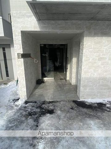 INFINITE HOROHIRABASHI(インフィニト幌平橋の玄関写真