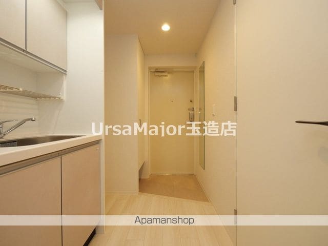 コンフォリア・リヴ大阪本町の内装写真