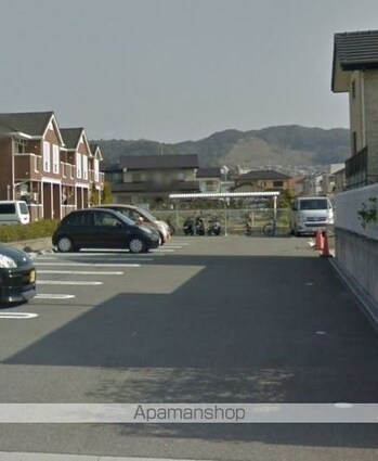 和歌山県和歌山市木ノ本[2DK/44.82m2]の駐車場1