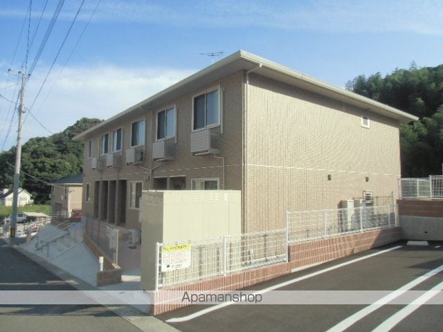 プルニエ A棟の外観写真