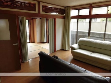 一戸建[6DK/108m2]のリビング・居間