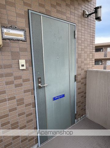 ビーバーズマンション12の玄関写真