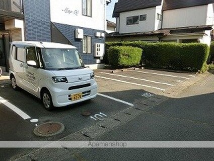 マックス・Ｋ[1K/24.5m2]の駐車場3