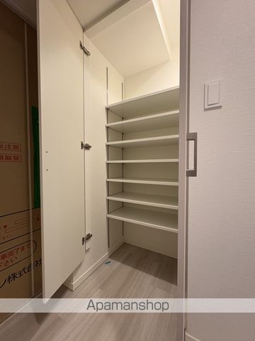 スプランディッド上本町WESTIIの内装写真