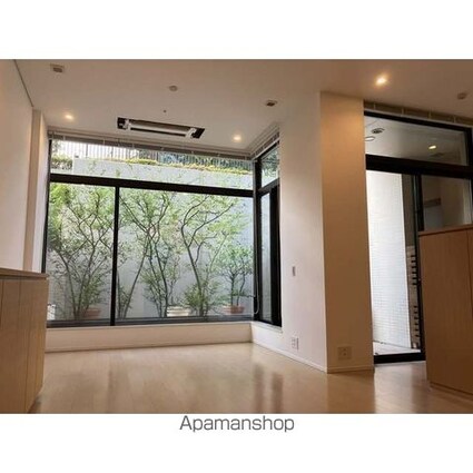 マスタービュー　レジデンス[1K/61.74m2]のリビング・居間