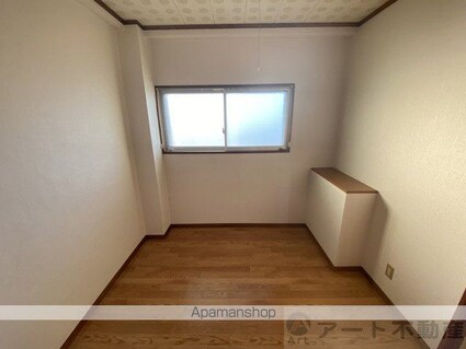 愛媛県松山市小坂５丁目[3DK/49.41m2]の内装1