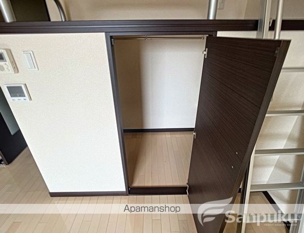 レオネクスト松山インターIIIの内装写真