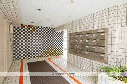 東京都世田谷区南烏山１丁目[1DK/24.96m2]のエントランス1