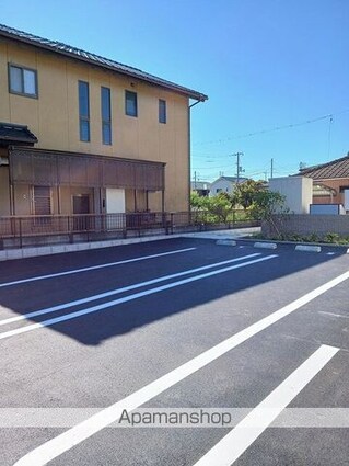 ウィステリア・メドウ[1LDK/39.17m2]の駐車場