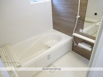 茨城県水戸市赤塚２丁目[1LDK/45.04m2]のバス