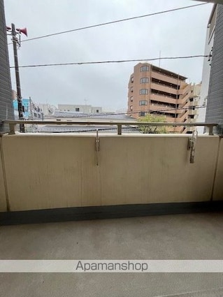 レジディア中落合Ａ棟[1K/25.2m2]のバルコニー