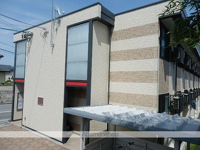 レオパレスおおせぎ Iの玄関写真