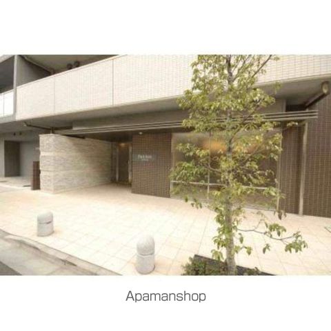 パークアクシス板橋本町弐番館の玄関写真