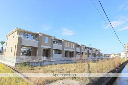 プラタナス[2LDK/59.34m2]の外観1