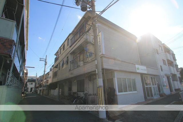 小曽根マンションの外観写真