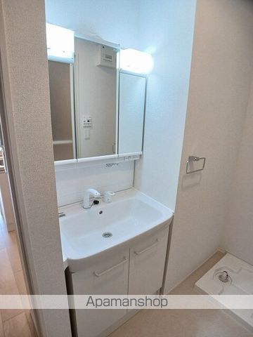 ＪＲ山陽本線 土山駅 バス乗車時間：12分 最寄りバス停で下車 徒歩4分 2階建 築2年の内装写真