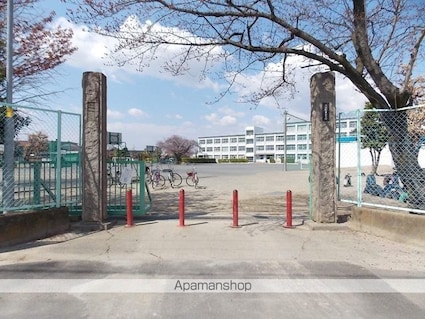 アベニール十六田[1LDK/50.09m2]の周辺5