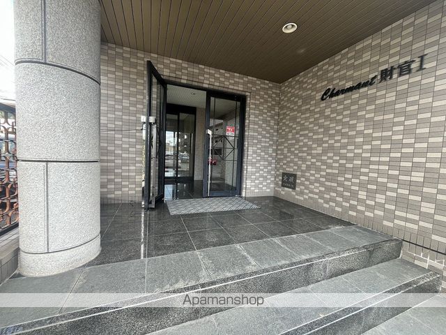 シャルマン財官Iの玄関写真