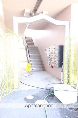 クレセール津島の玄関写真