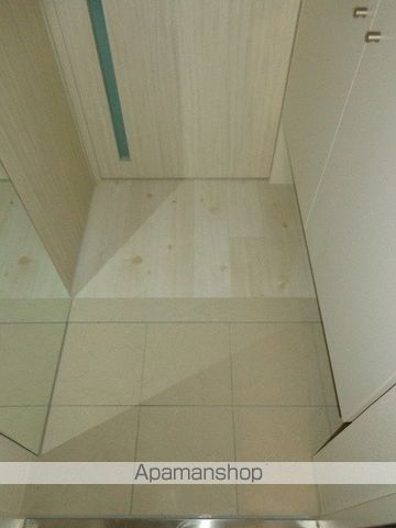 W.O.B.KYOBASHIの内装写真