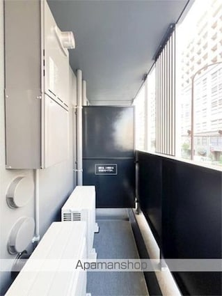 ＺＯＯＭ信濃町[2K/37.08m2]のバルコニー