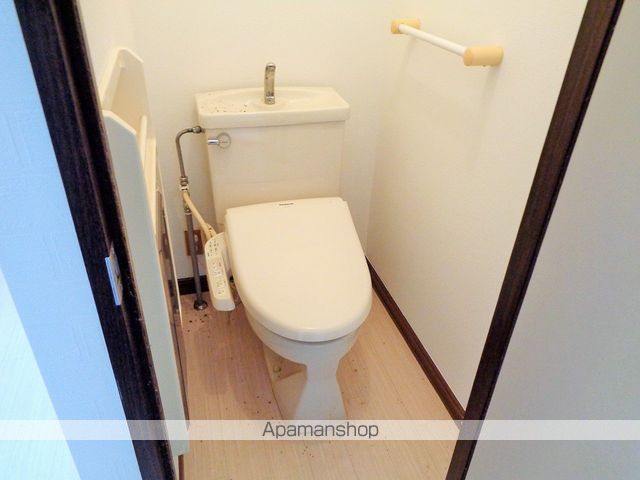 エトワール三津屋C棟の内装写真