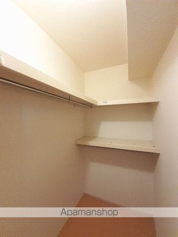 ラハナIの内装写真