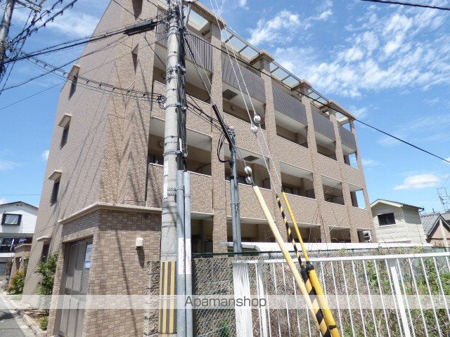 ロワイヤルヴァンテの外観写真