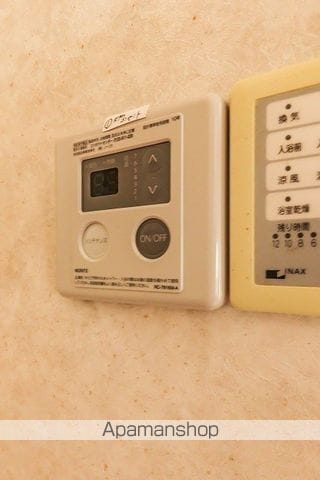 吉野川市 2階建 築47年の内装写真