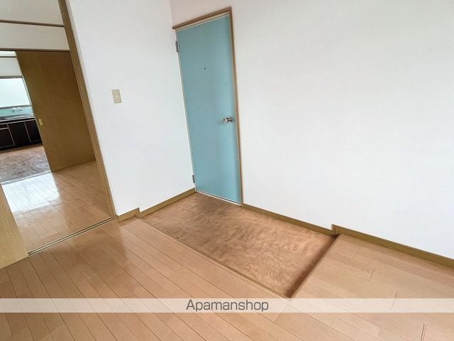 ハイツ西條の内装写真