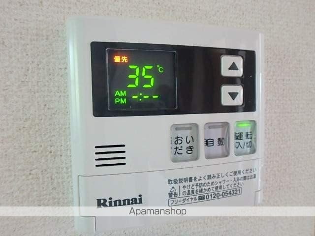 センチュリーレジデンスIIIの内装写真