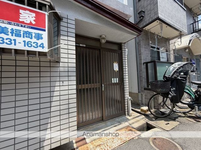 芝崎貸家の玄関写真