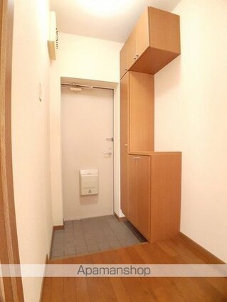 リヴィエール岩出Ⅰ[2LDK/58.69m2]の玄関