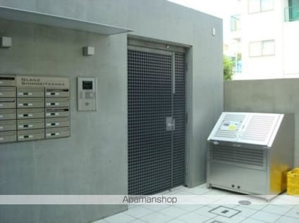 東京都世田谷区羽根木１丁目[1K/24.92m2]の外観3