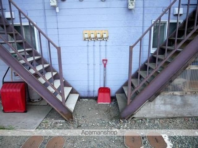 ツモローハイツの玄関写真