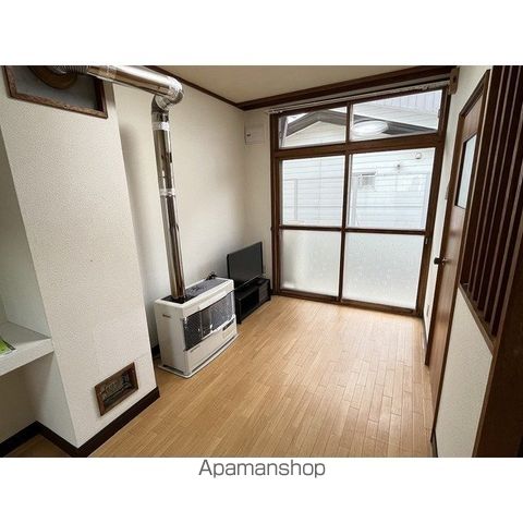 西富5号マンションの内装写真