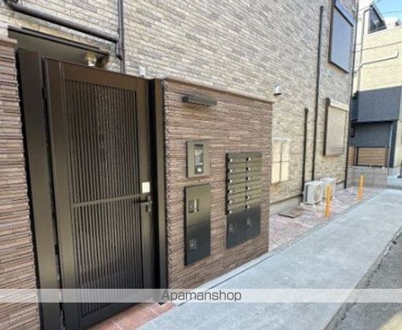 FELICE小田栄の玄関写真