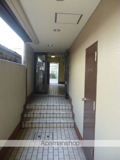 和歌山県和歌山市新中通２丁目[1R/25.42m2]の共用部2