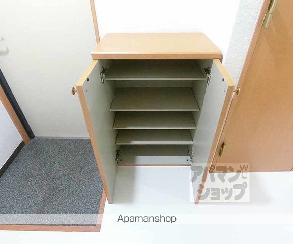 パインフレンズの内装写真