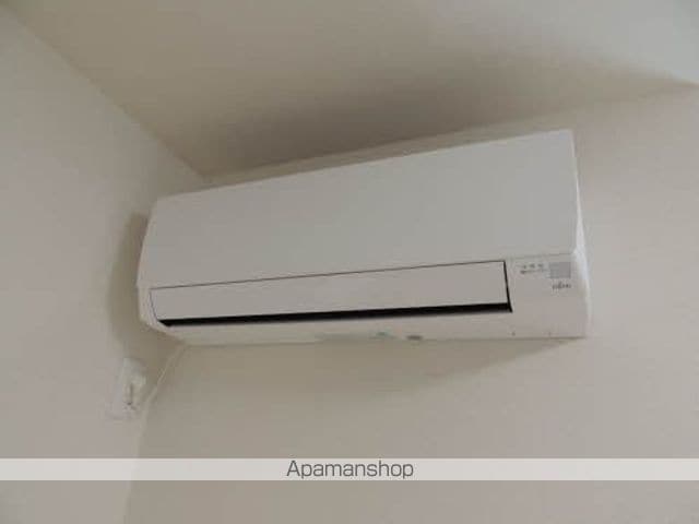 シャーメゾン純心電停前の内装写真