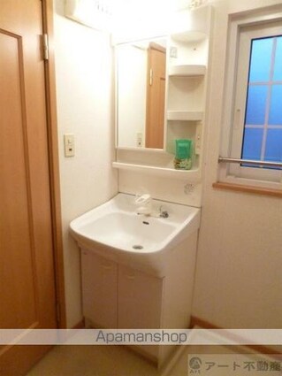 愛媛県松山市山越１丁目[2LDK/58.53m2]の洗面所