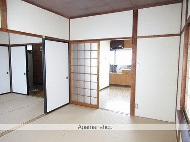 サンハイツ津志田の内装写真