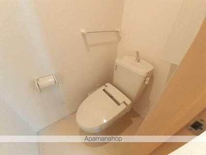 ベルタ　レジーナ[1LDK/37.93m2]のトイレ