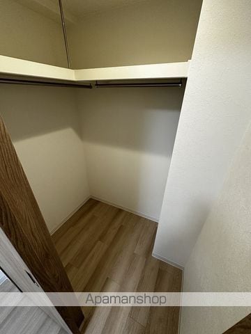 プレサンス塚本ミッドネクストの内装写真