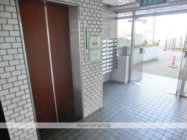ウインドヒル香里Iの玄関写真